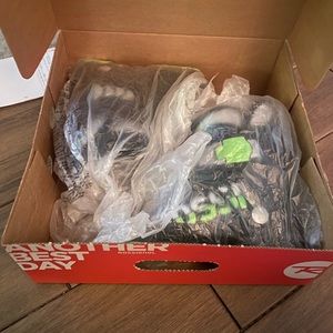 Little kids rossignol ski boots